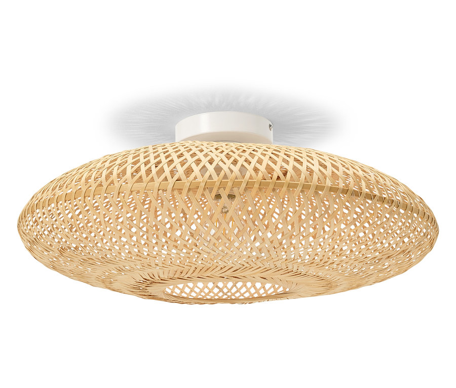 Owalna lampa sufitowa z jasnego bambusa z białym mocowaniem sufitowym.