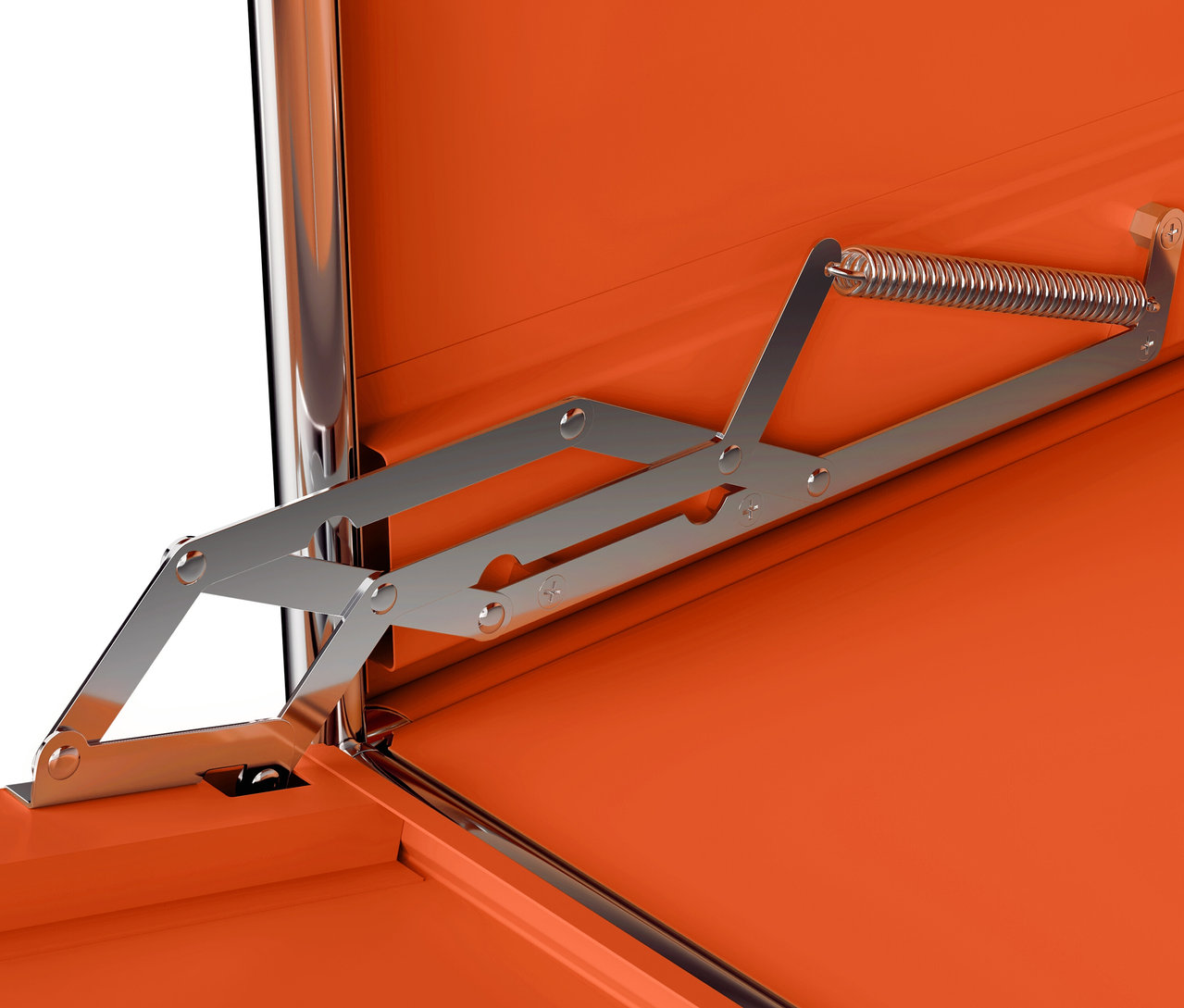 Szczegół wnętrza pomarańczowej metalowej szafki typu sideboard „CN3” z 1 klapą.