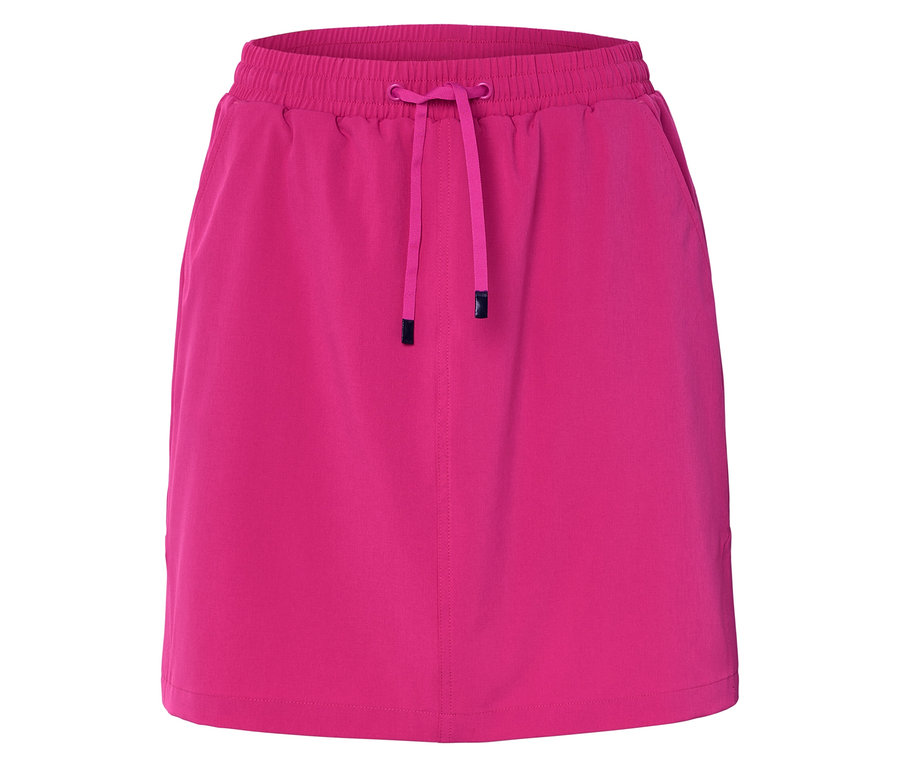 Różowa spódnica ze sznurkiem.