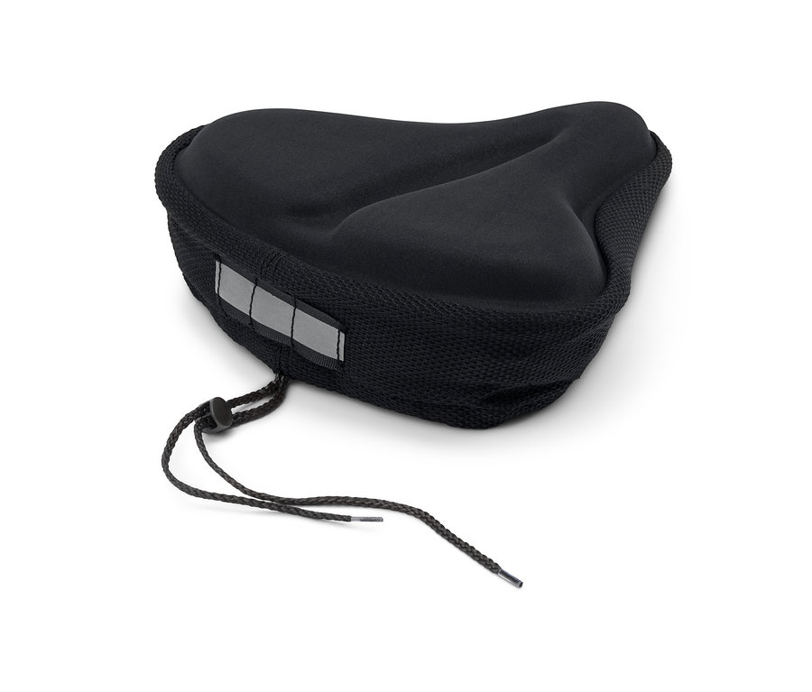 Czarny pokrowiec na siodełko z pianką memory leży na białym tle.