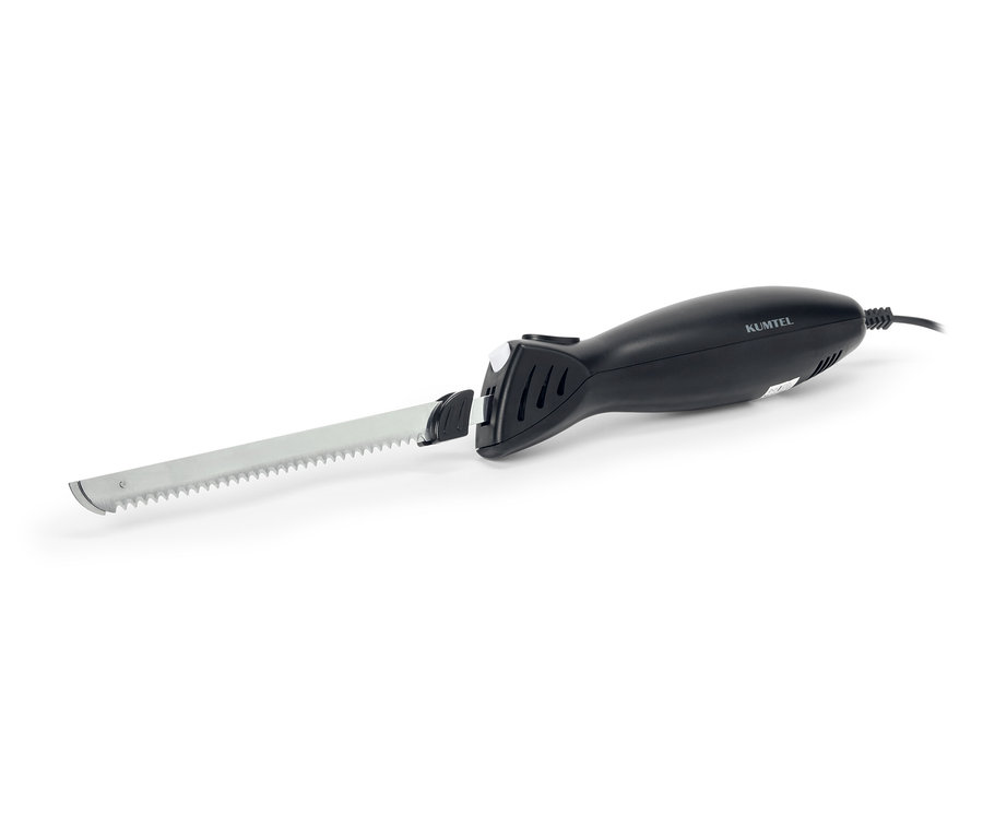 Nóż elektryczny z czarną rękojeścią i srebrnym, ząbkowanym ostrzem na białym tle.