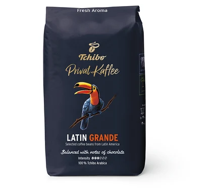 Opakowanie 500 g kawy ziarnistej Privat Kaffee Latin Grande.