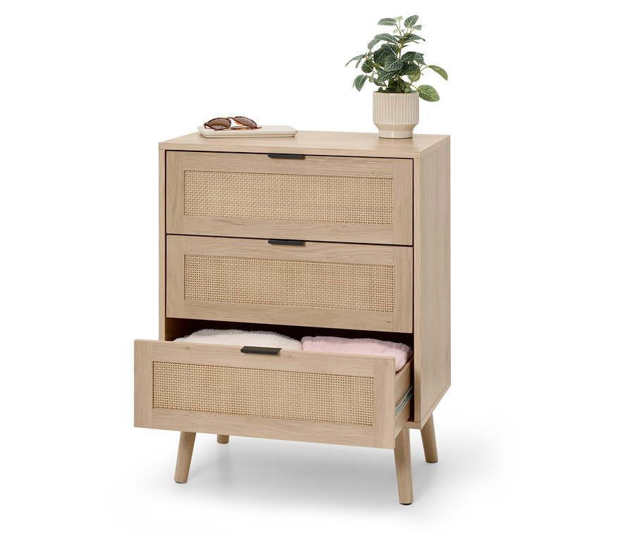 Komoda z trzema szufladami, górna szuflada jest otwarta.