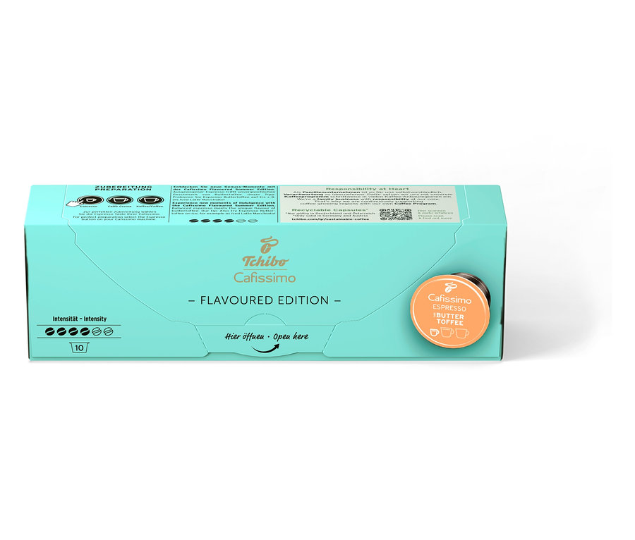 Przód opakowania Cafissimo Flavoured Espresso - Buttertoffee 10 kapsułek, obok pojedyncza kapsułka.