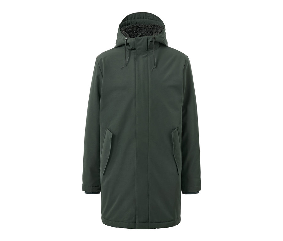 Zielona parka z kapturem.