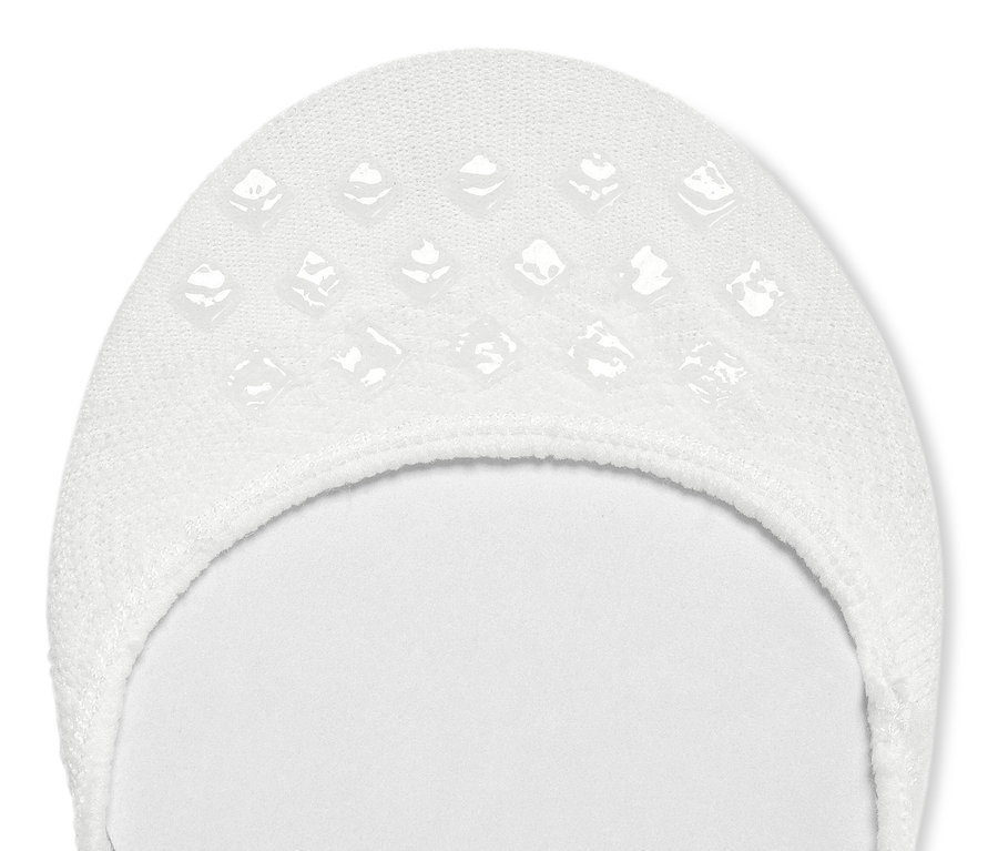 Zbliżenie na białą skarpetkę. Skarpetki do sneakersów, 2 pary.