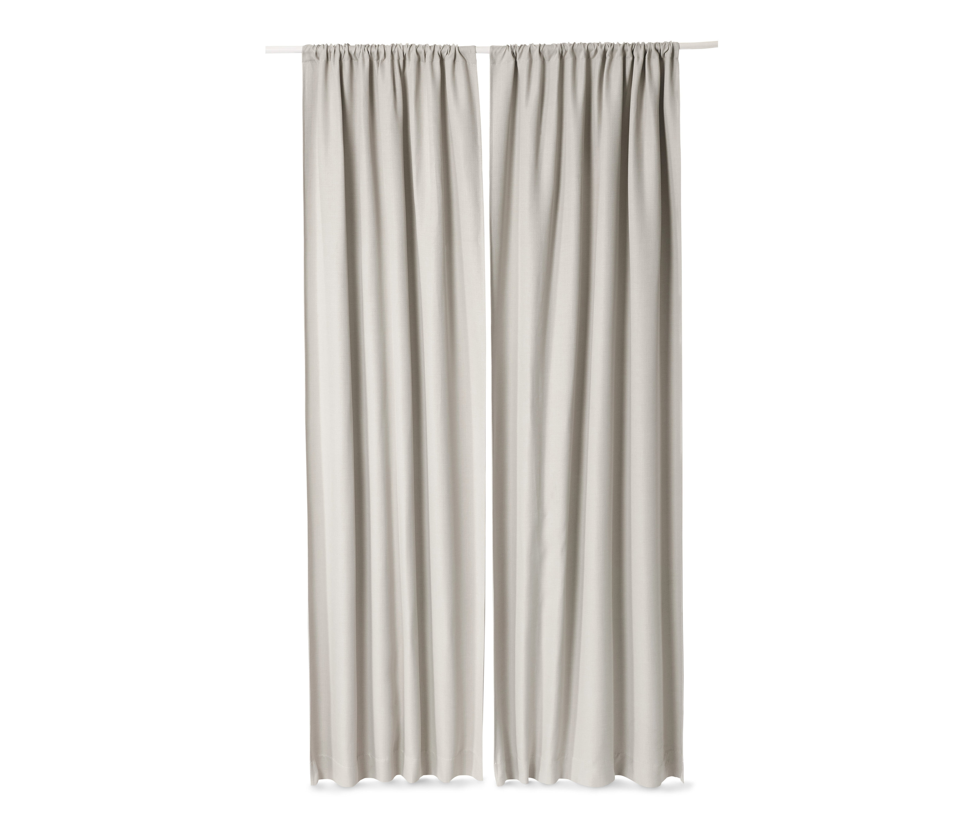 Dwie zasłony zaciemniające.