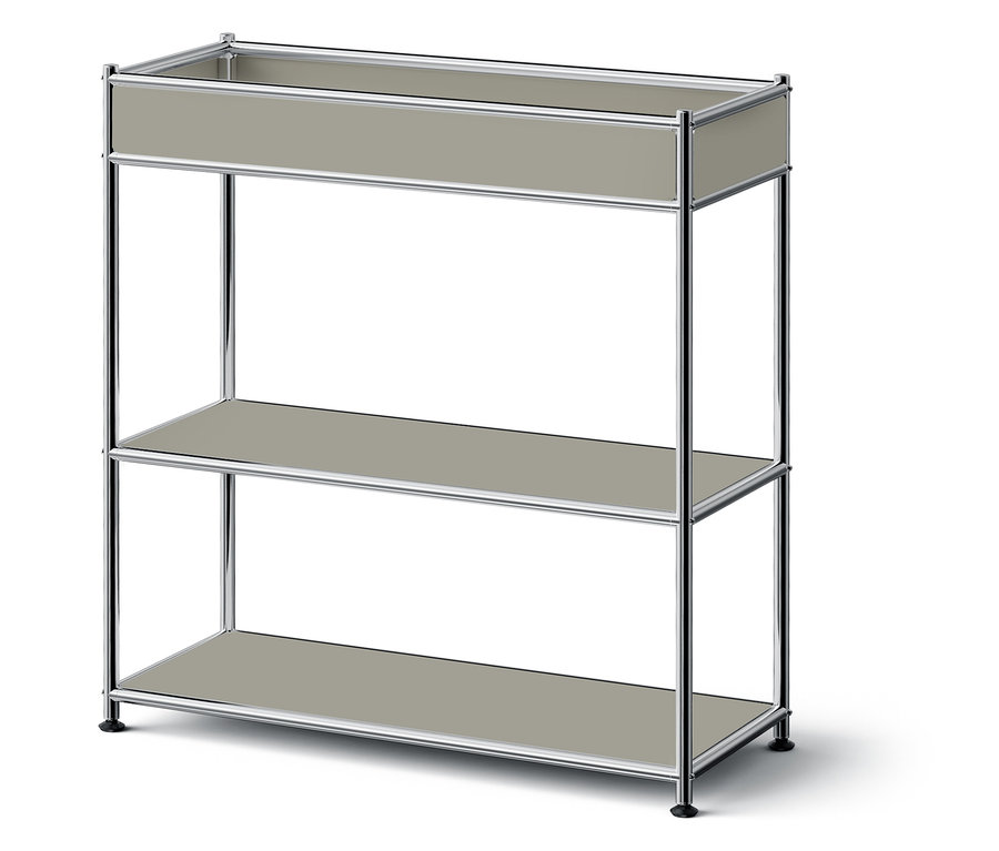 Trzypoziomowy regał z metalową ramą i szarymi półkami.