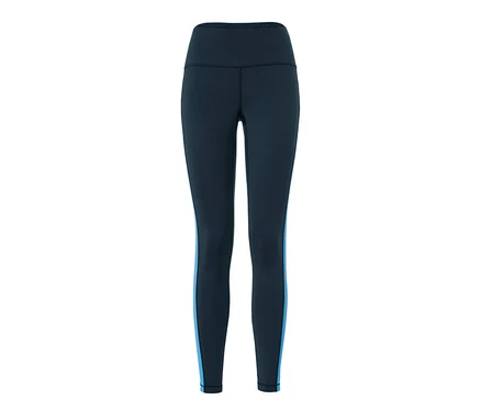 Legginsy sportowe z niebieskimi paskami po bokach.