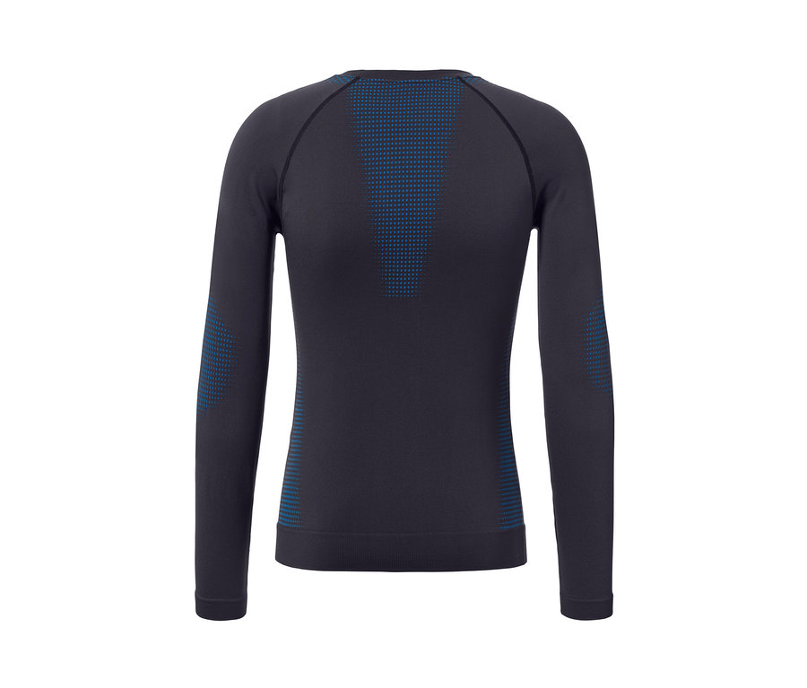 Zbliżenie na bezszwową bieliznę funkcyjną.