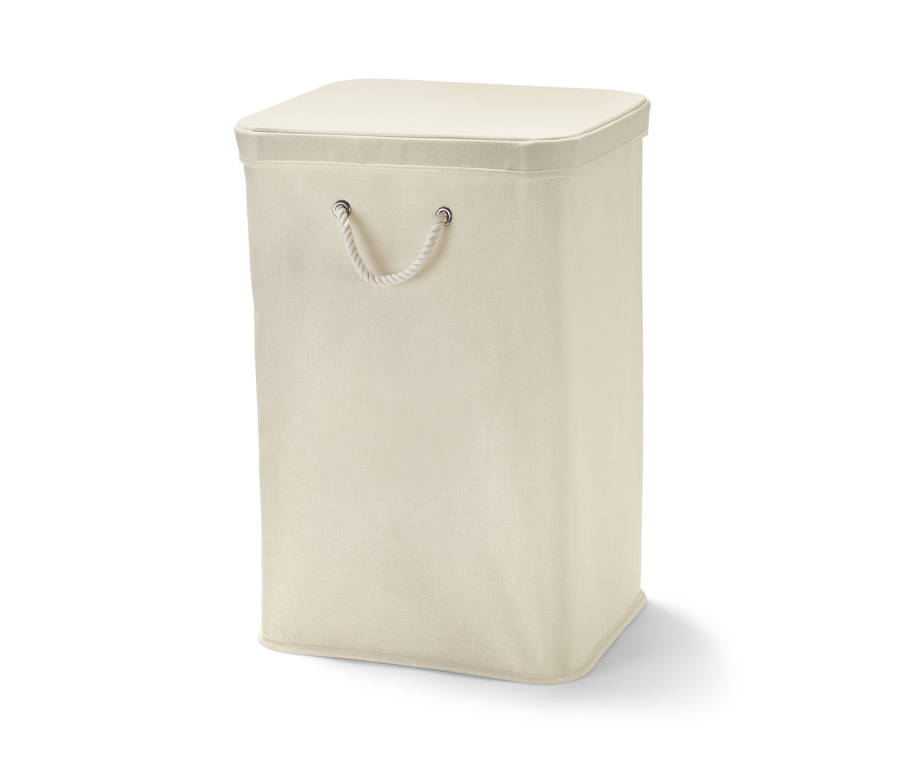 Kremowy kosz na pranie.