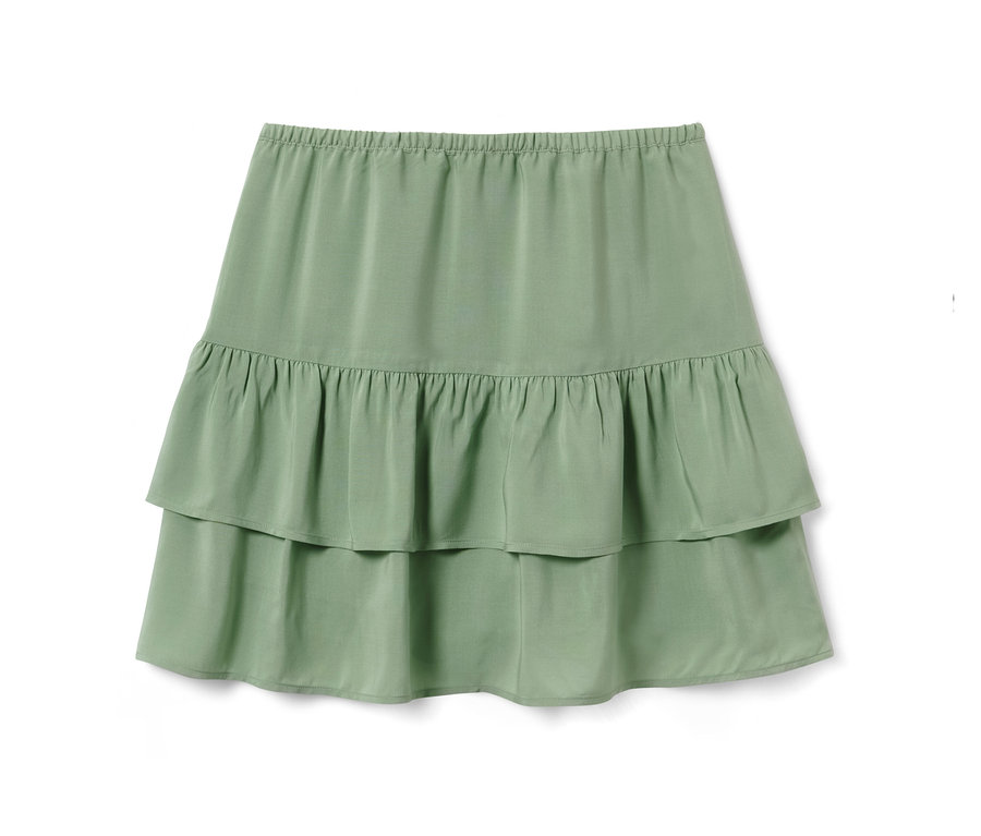 Zielona dziewczęca spódnica warstwowa.