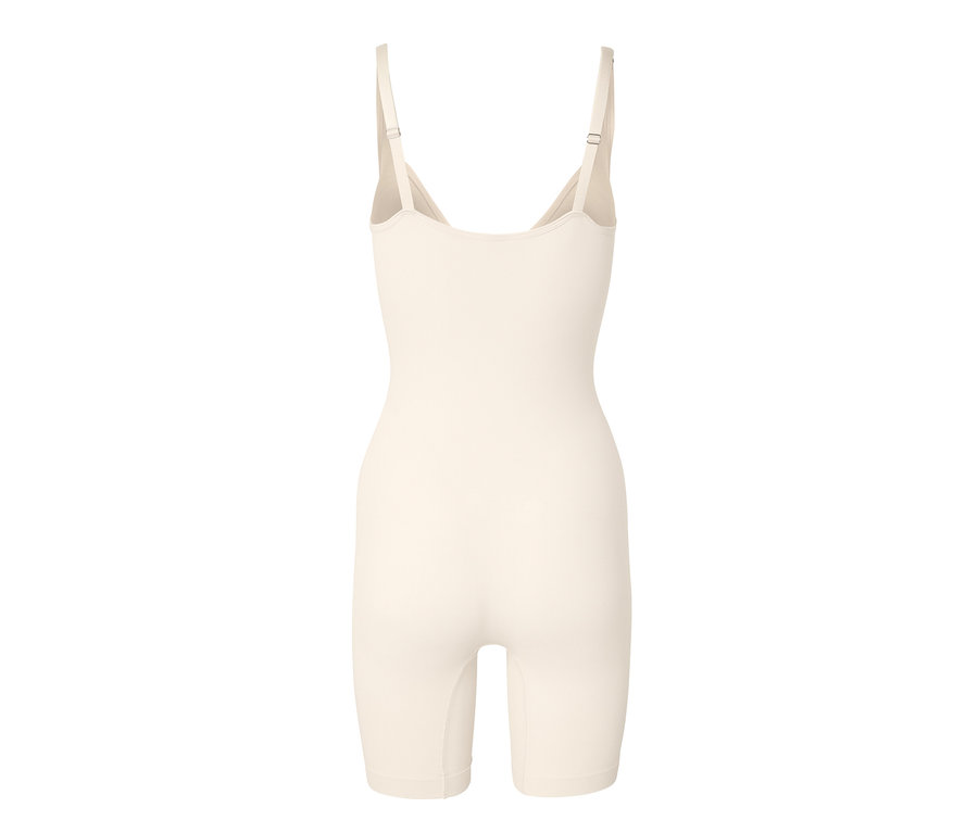 Kremowe body modelujące z głębokim dekoltem i regulowanymi ramiączkami.