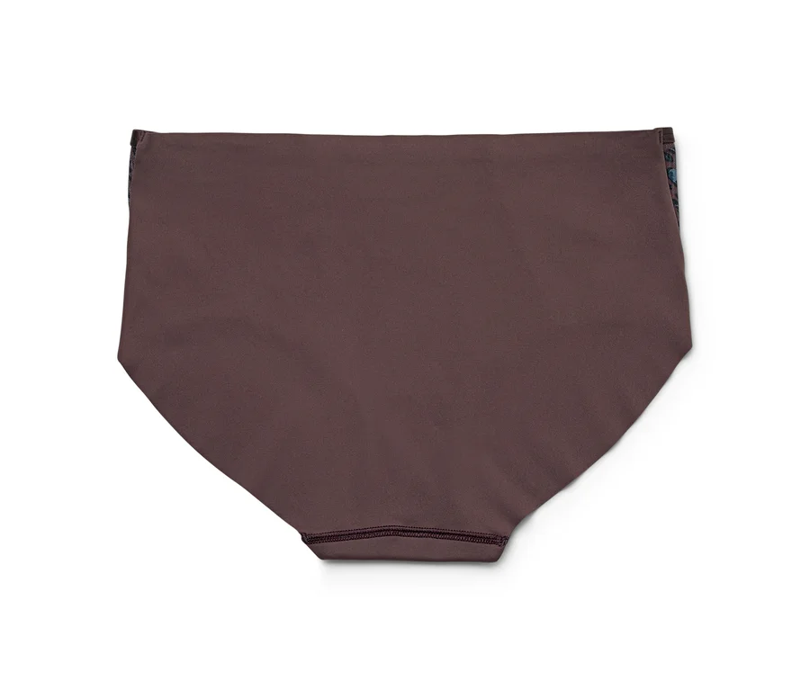 Brązowy dół od bikini, leżący płasko, z widocznym szwem w kroku.