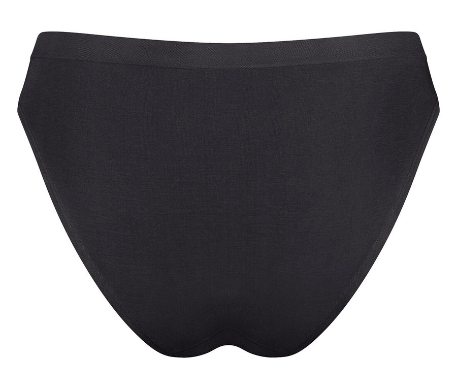 Szczegół czarnych damskich majtek na białym tle.