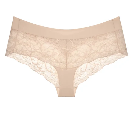 Nude figi koronkowe Triumph Body Makeup Illusion, nude beige.