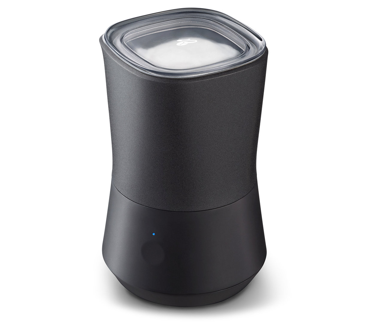 Czarny elektryczny spieniacz do mleka.