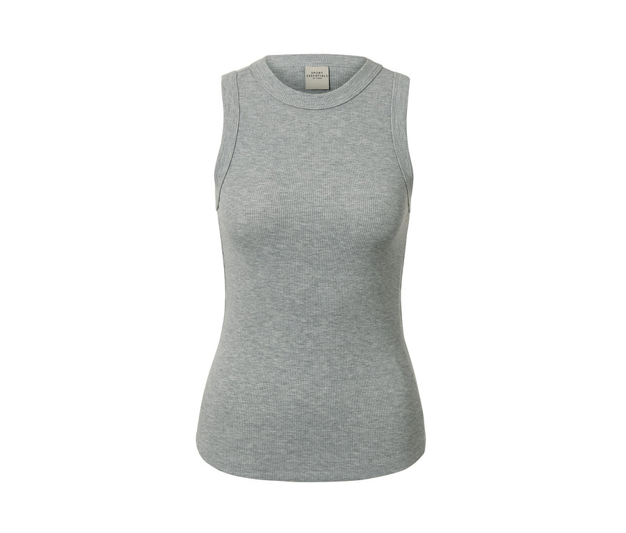 Zbliżenie na jasnoszary nakrapiany top sportowy.