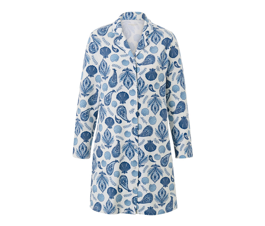 Koszula nocna z niebieskim wzorem muszelek i paisley.