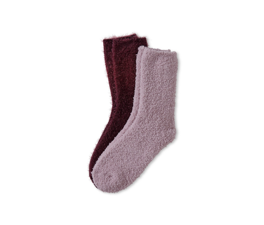 Dwie pary ciepłych skarpet: bordowe i fioletowe.