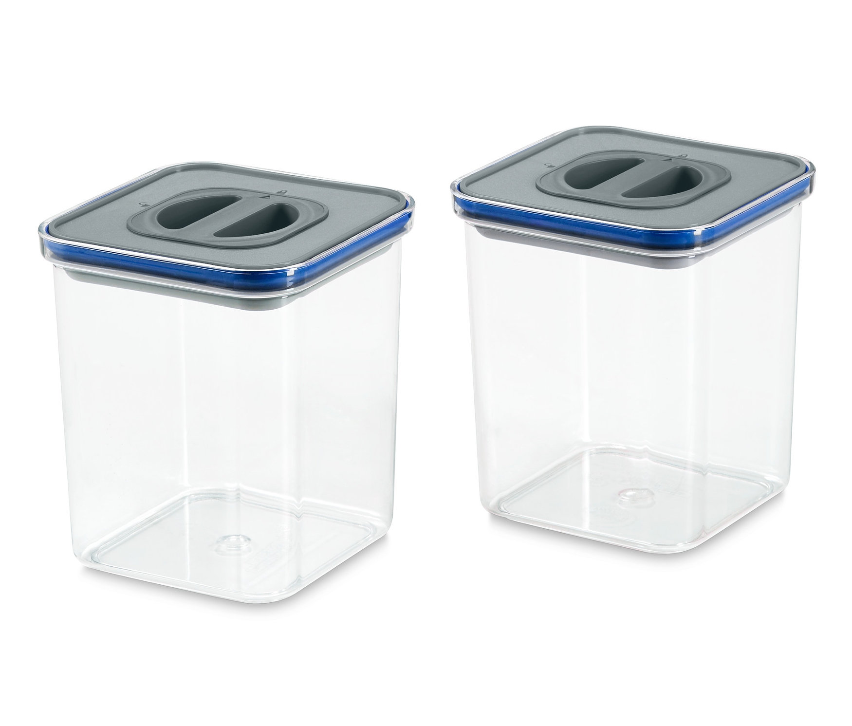 Dwa przezroczyste próżniowe pojemniki do przechowywania żywności.