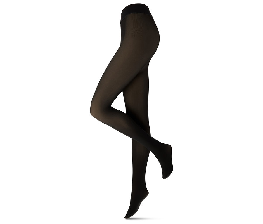 Rajstopy na manekinie na białym tle.