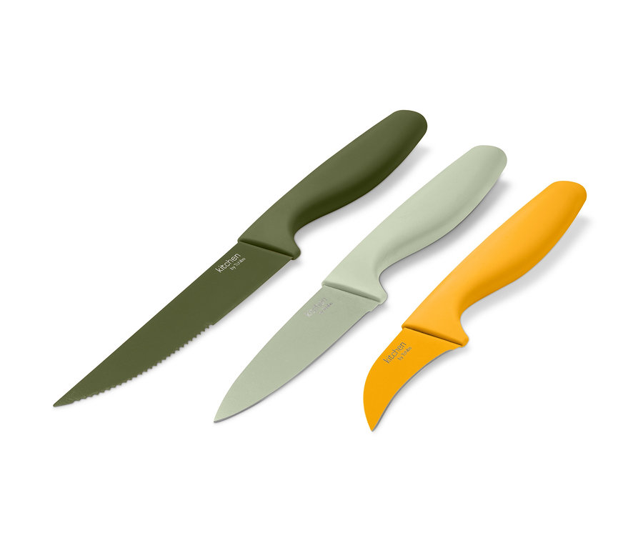 Trzy noże kuchenne: oliwkowozielony, jasnoszary i żółty.