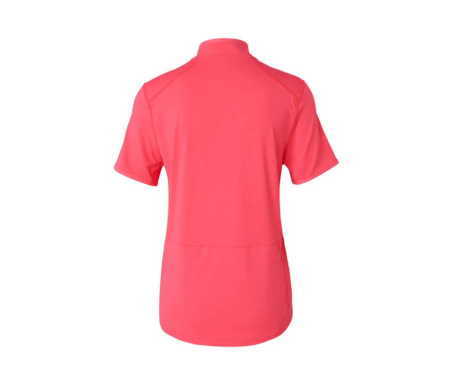 Widok z tyłu różowej koszulki rowerowej z krótkim rękawem.