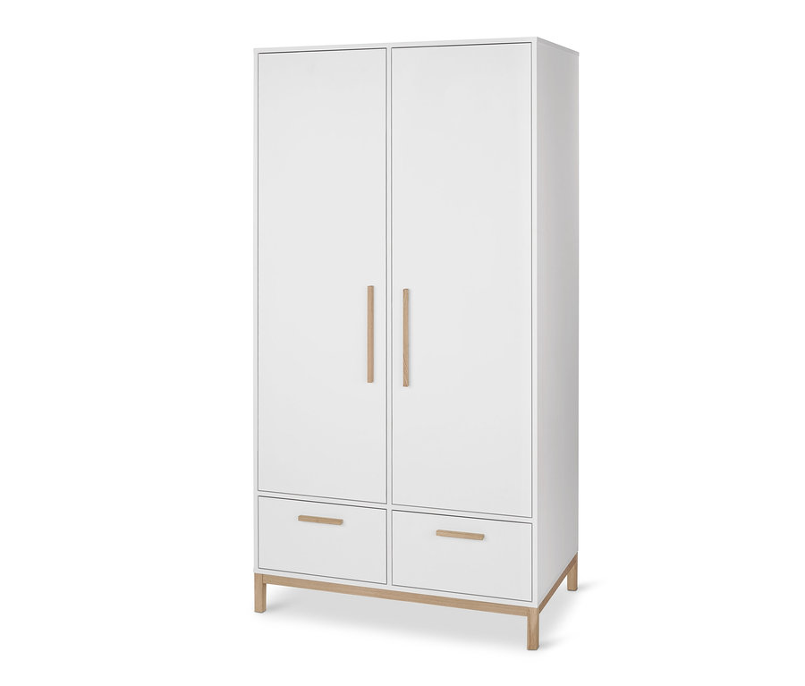 Biała szafa na ubrania »Eklund« z szufladami i drewnianymi detalami.