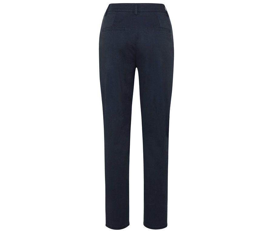 Widok z tyłu granatowych spodni.