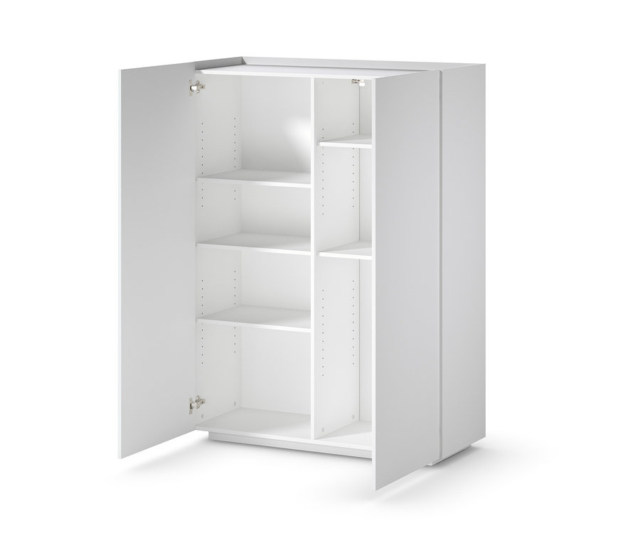 Otwarta szafa typu highboard z półkami.