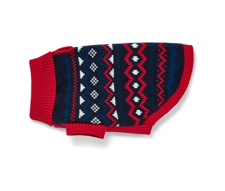 Sweter dla psa z czerwonymi ściągaczami i granatowym wzorem.