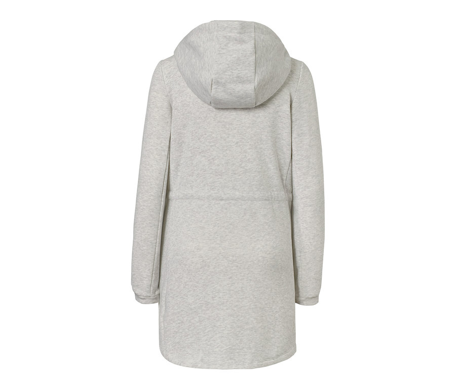 Widok z tyłu długiej bluzy dresowej.