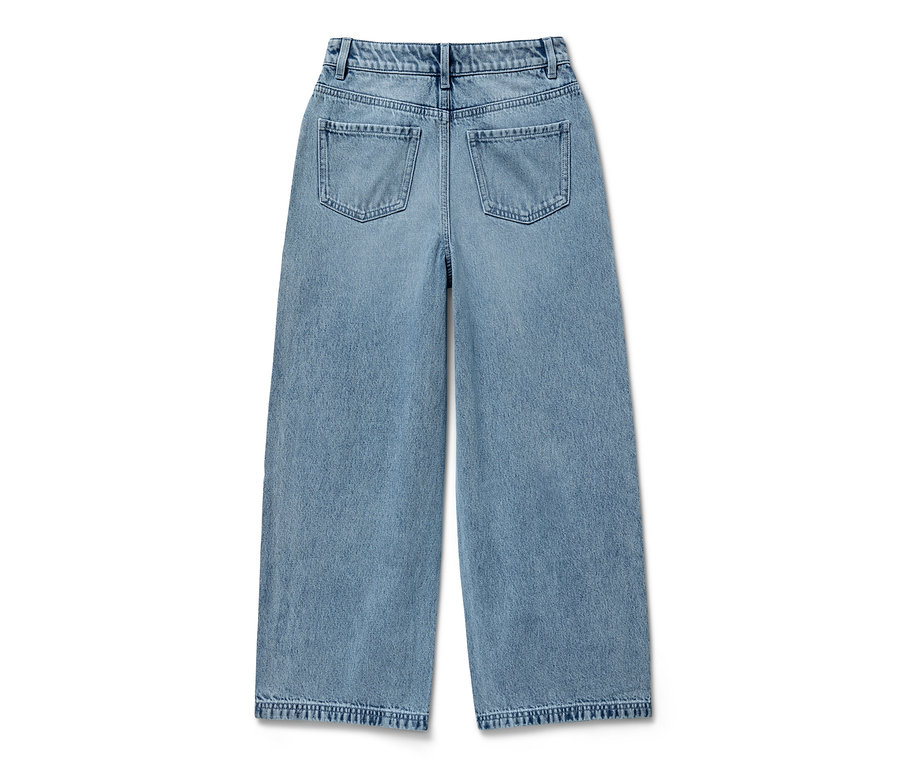 Widok z tyłu na spodnie dżinsowe – fason „Lena”.