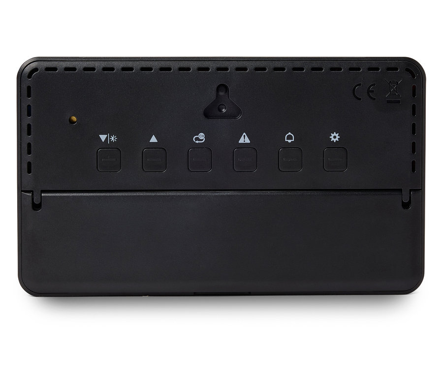Szczegół tylnej części czarnego urządzenia z przyciskami i otworem montażowym.