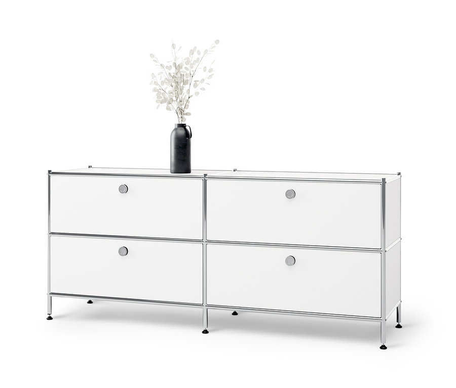 Biała niska szafka metalowa »CN3« z 4 szufladami. Na szafce stoi wazon z kwiatami.