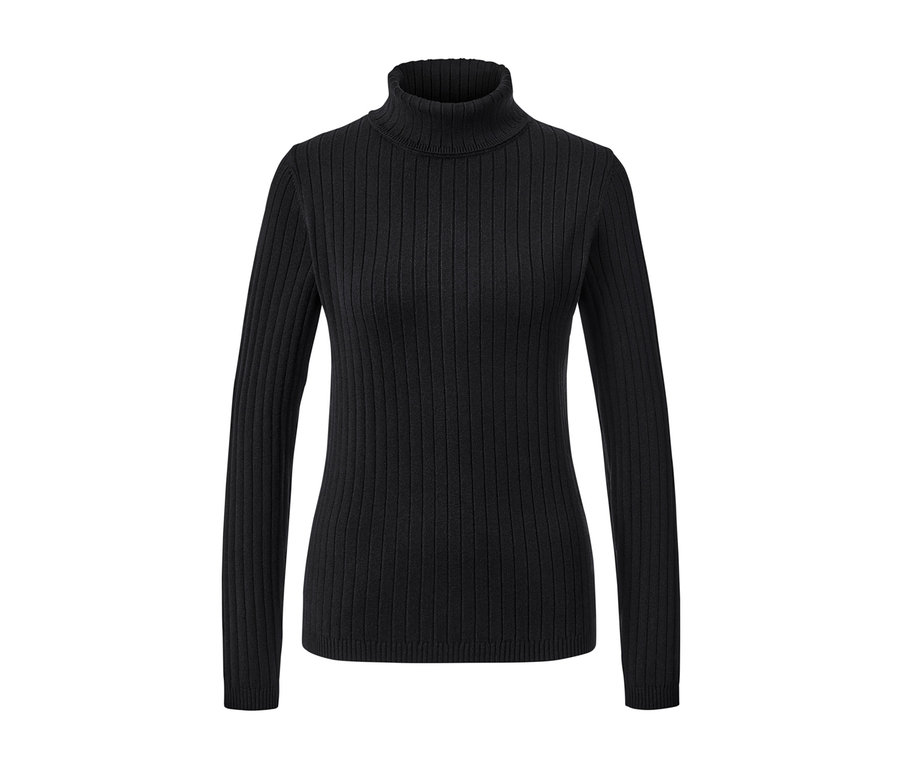 Czarny golf z dzianiny o splocie ściągaczowym.