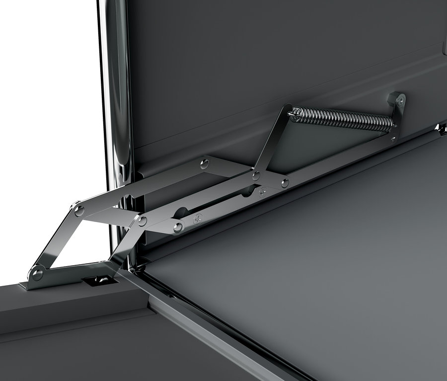 Detal szarej, metalowej komody „CN3” z klapą i drewnianym blatem.