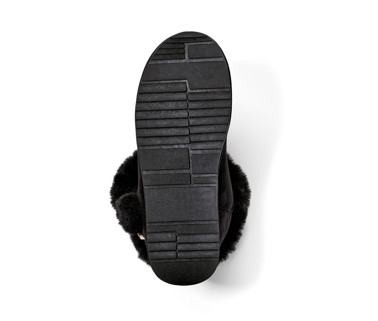 Szczegółowy widok podeszwy ocieplanego buta.