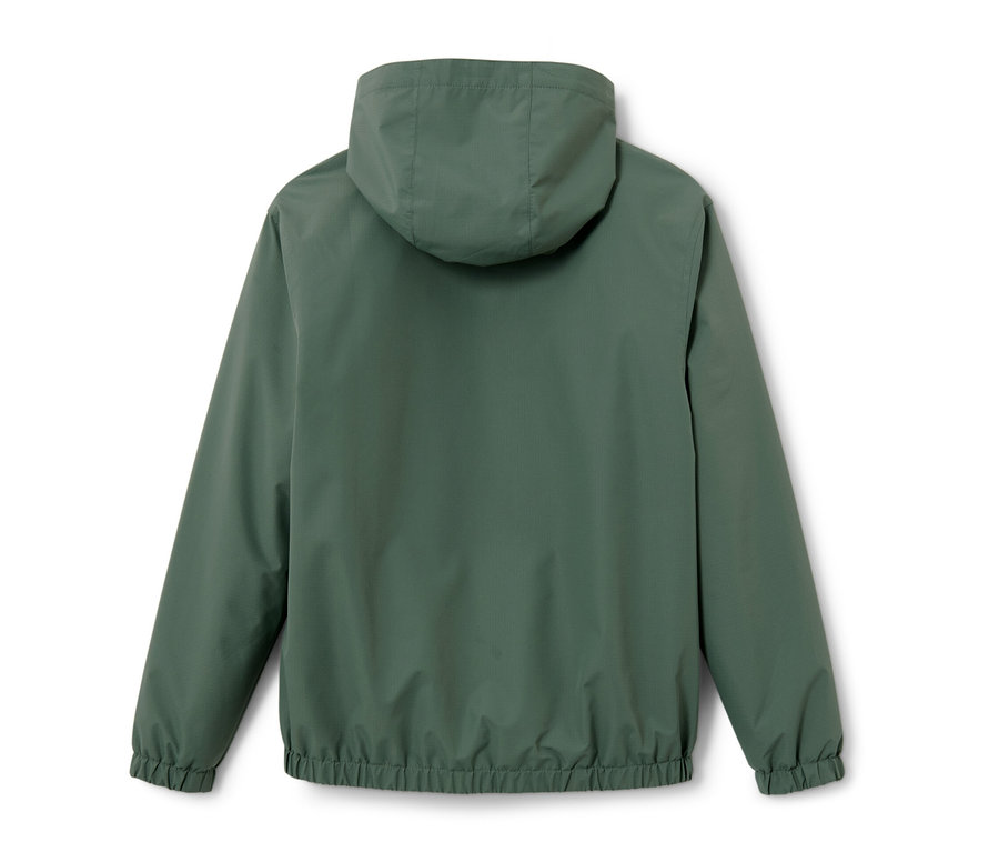 Zielona sportowa kurtka funkcyjna dla dzieci widziana od tyłu.