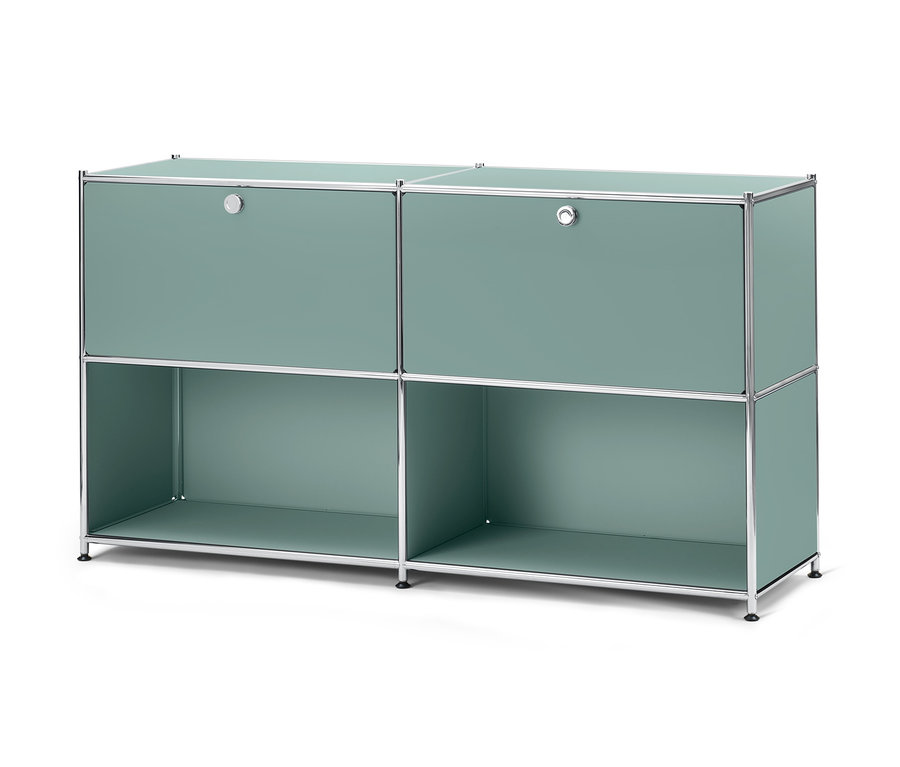 Szafka typu sideboard „CN3” w kolorze zieleni szałwiowej z 2 parami drzwi do indywidualnego rozmieszczenia.