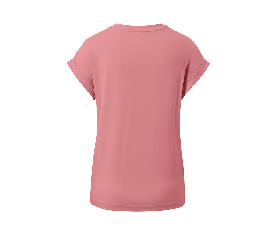 Widok z tyłu różowej koszulki z nadrukiem.