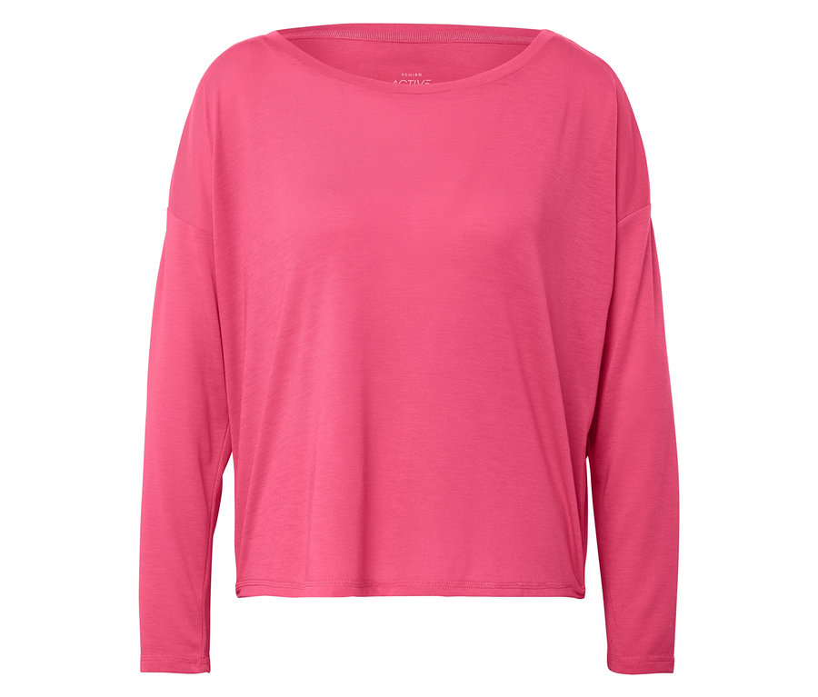 Różowa koszulka z długim rękawem leży na białym tle.