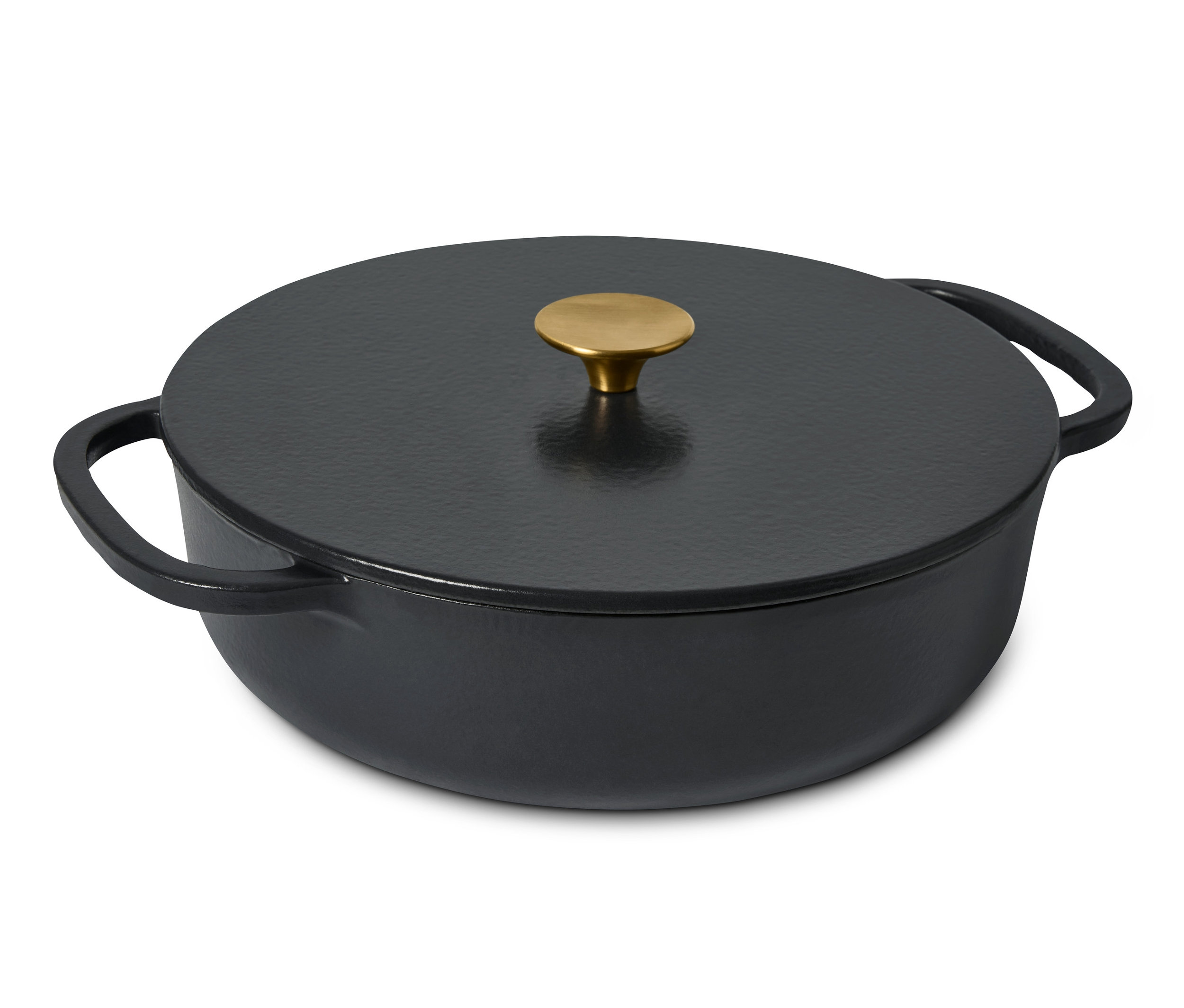 Czarna brytfanna żeliwna z pokrywką i złotym uchwytem.