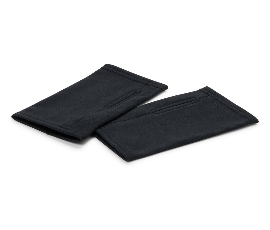 Dwa czarne rękawy na białym tle.