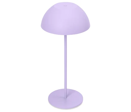 Liliowa lampa stojąca z okrągłym kloszem na białym tle.