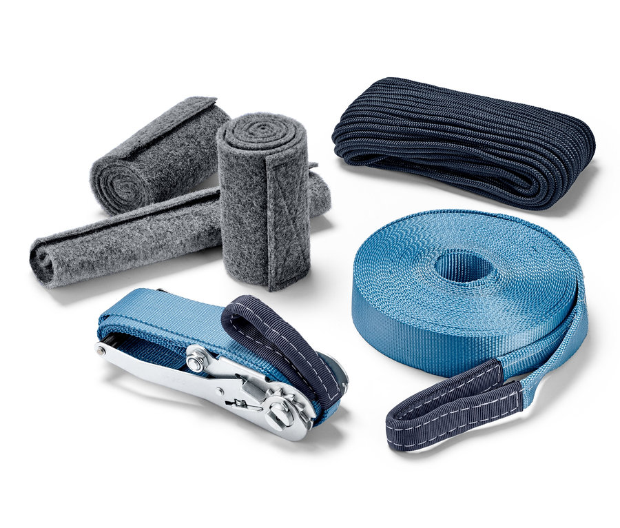 Zestaw do slackline z liną do balansowania, taśmą i ochraniaczami na drzewo.