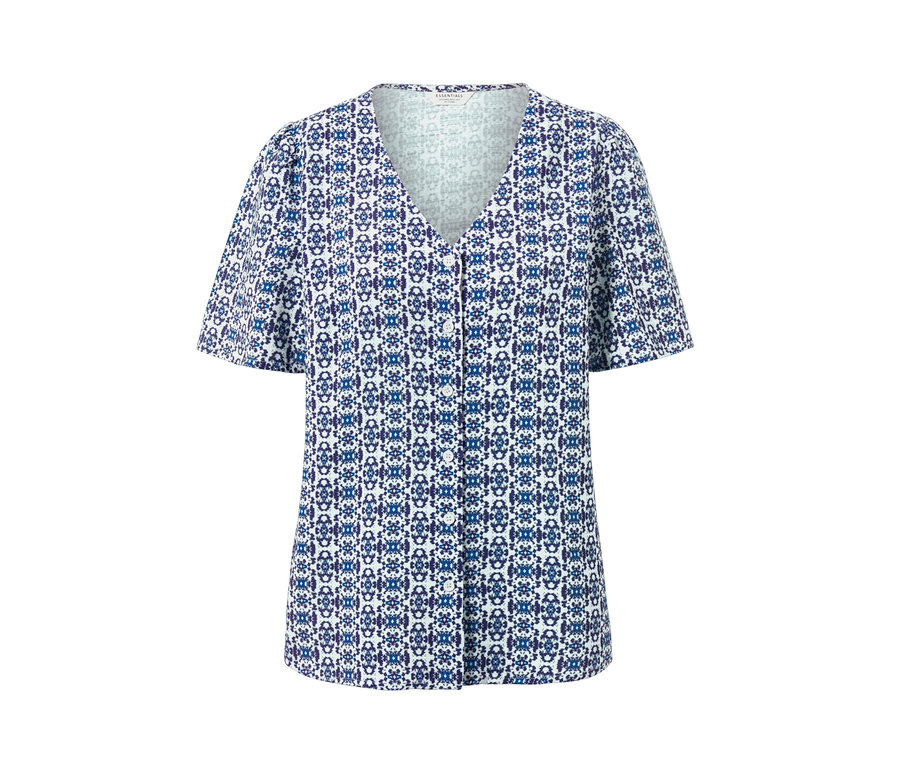 Bluzka z nadrukiem na całej powierzchni.