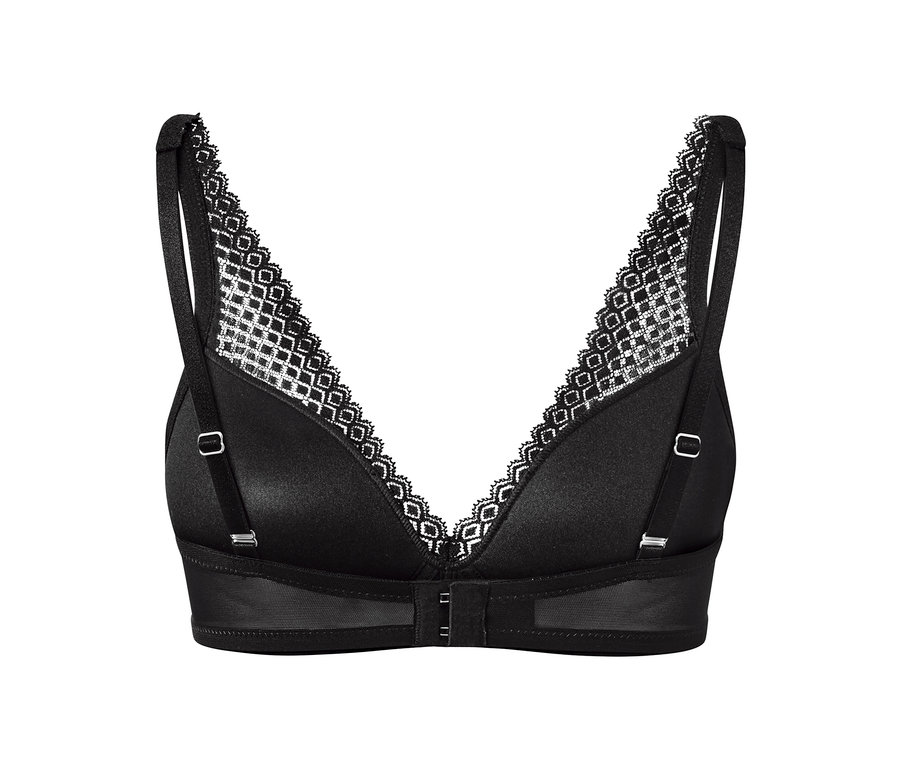 Czarny biustonosz z miękkimi miseczkami.