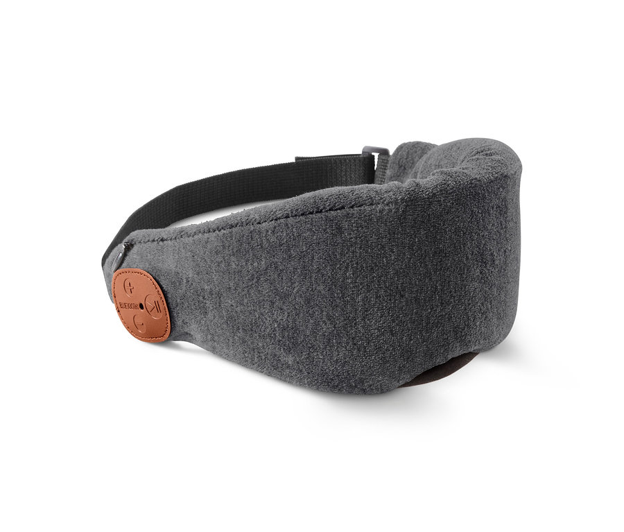 Szara maska do spania ze słuchawkami Bluetooth® na białym tle.